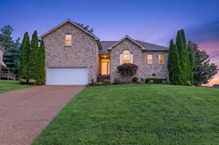 1738 Dryden Dr, Spring Hill, TN 37174