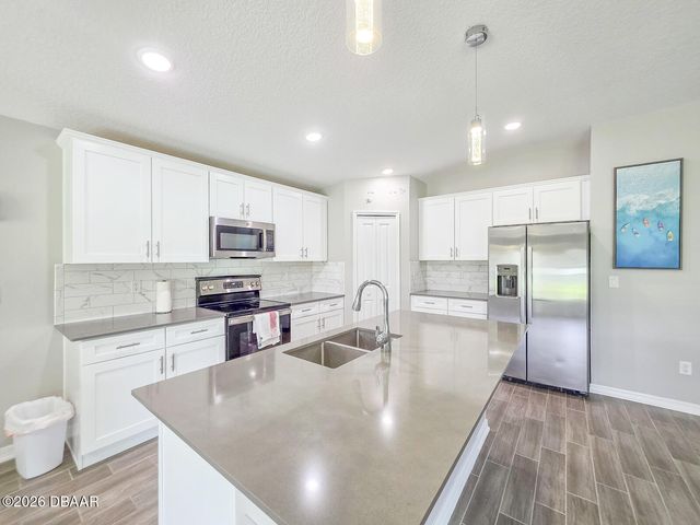 207 Winged Foot Lane, Daytona Beach, FL 32124