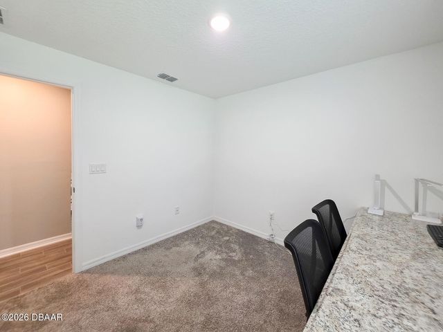 207 Winged Foot Lane, Daytona Beach, FL 32124