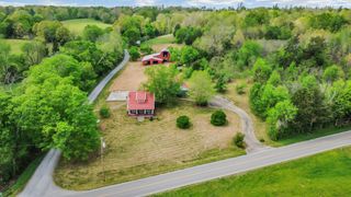 2193 Hughes Rd, Erin, TN 37061