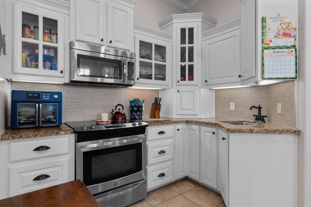 2120 PAGE ROAD, Longview, TX 75601