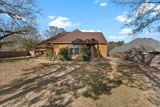 2120 PAGE ROAD, Longview, TX 75601
