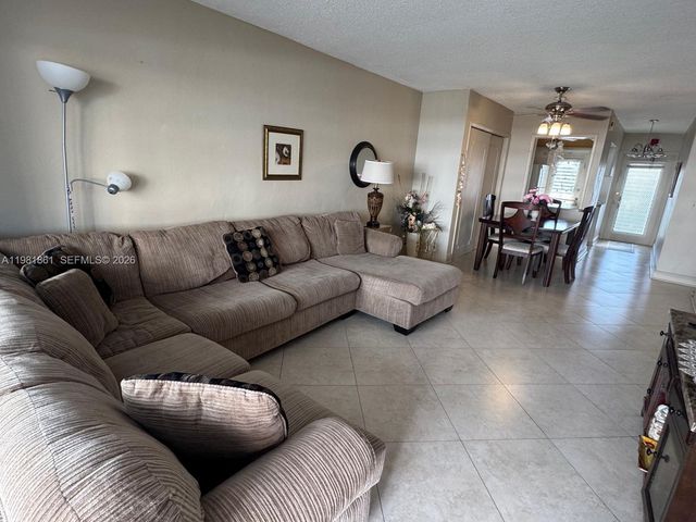 450 Paradise Isle Blvd 209, Hallandale Beach, FL 33009