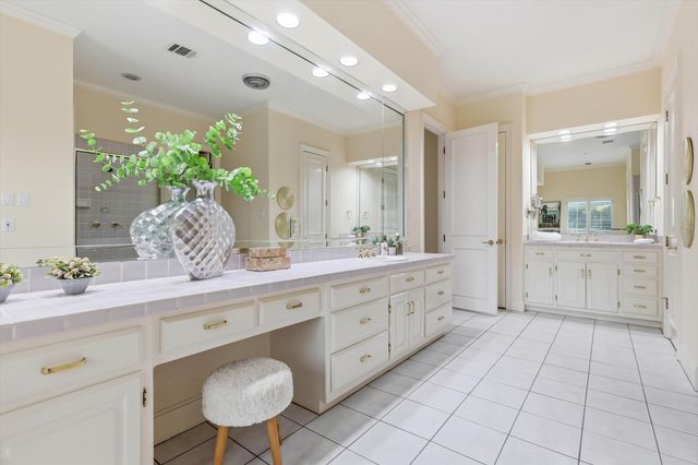 5020 Briar Tree Drive, Dallas, TX 75248