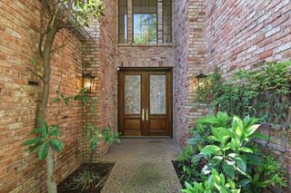 5020 Briar Tree Drive, Dallas, TX 75248