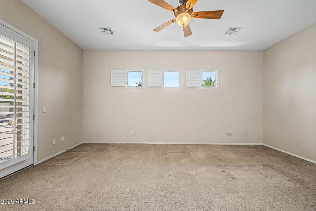 Image 28 of property listing at 9749 W BENT TREE Drive, Peoria, AZ 85383