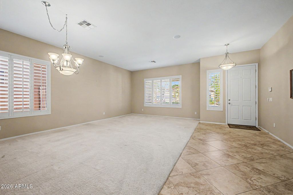 Image 4 of property listing at 9749 W BENT TREE Drive, Peoria, AZ 85383