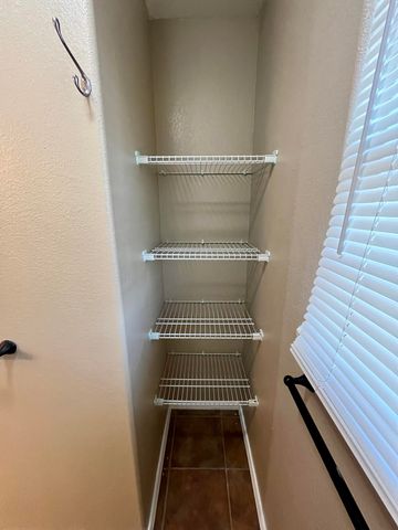 1463 S Tomahawk Avenue, Republic, MO 65738