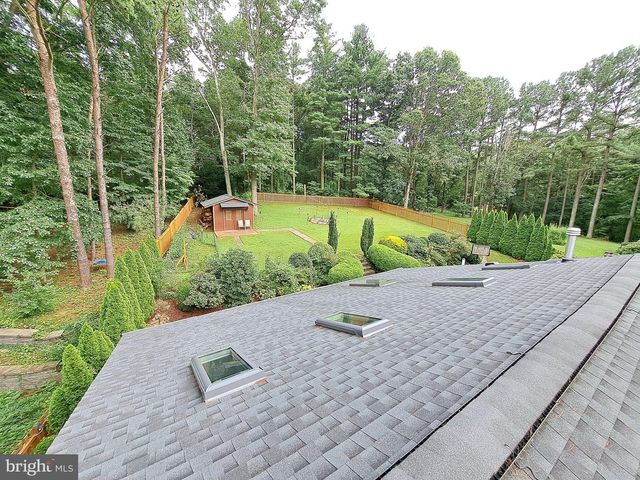 10929 HOWLAND DR, Reston, VA 20191