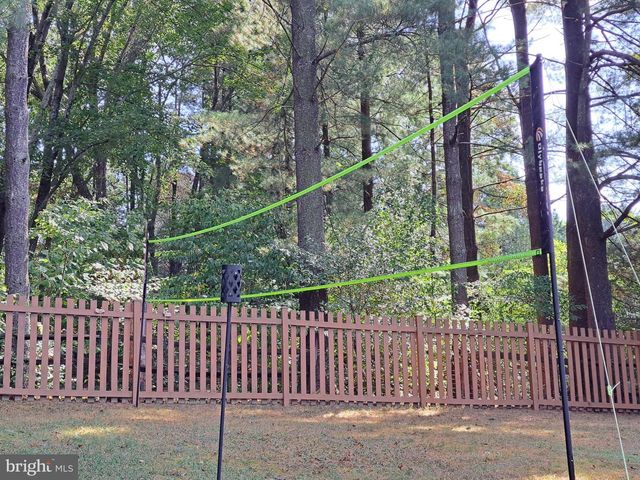 10929 HOWLAND DR, Reston, VA 20191