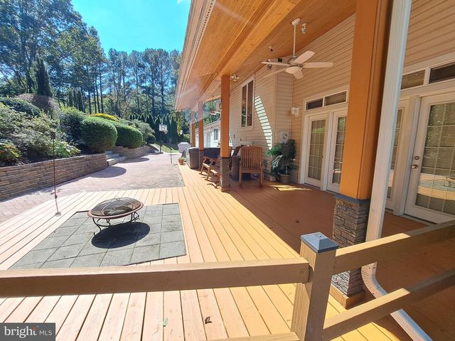 10929 HOWLAND DR, Reston, VA 20191