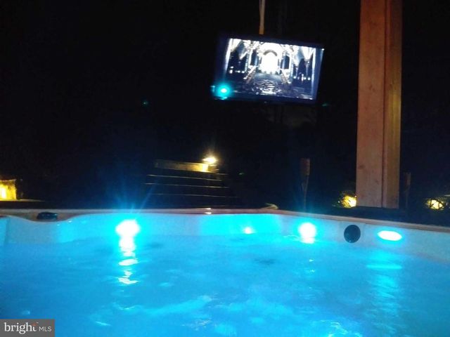 10929 HOWLAND DR, Reston, VA 20191