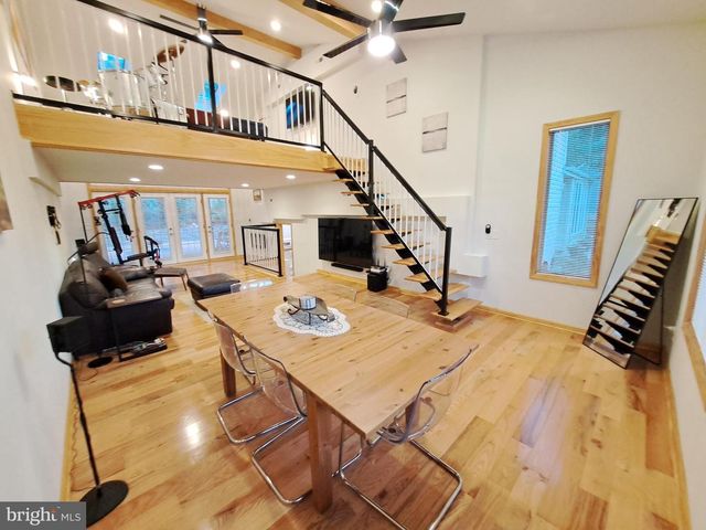 10929 HOWLAND DR, Reston, VA 20191