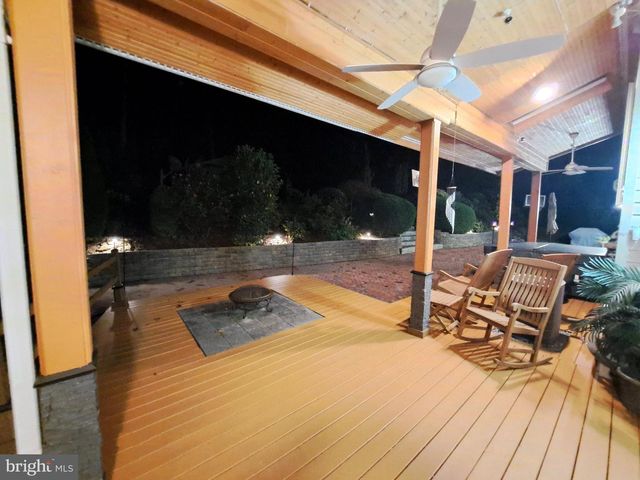 10929 HOWLAND DR, Reston, VA 20191