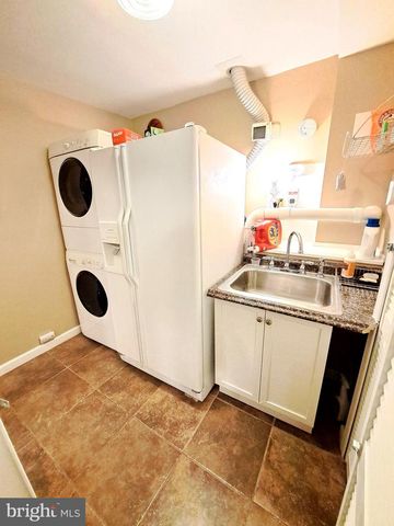 10929 HOWLAND DR, Reston, VA 20191