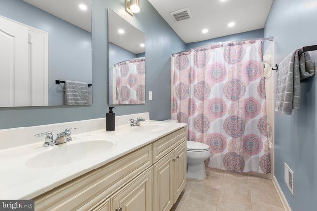 5 PLOWSHARE CT, Stafford, VA 22554
