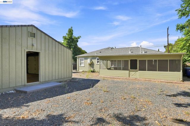 1834 Venice Dr, Concord, CA 94519