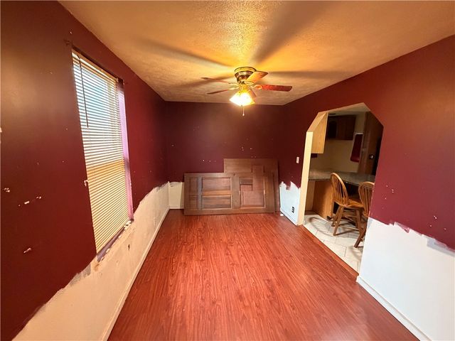 314 S 5th St, Apollo Boro, PA 15613