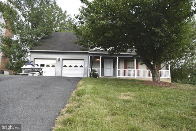 13575 CASTLEBRIDGE LN, Woodbridge, VA 22193