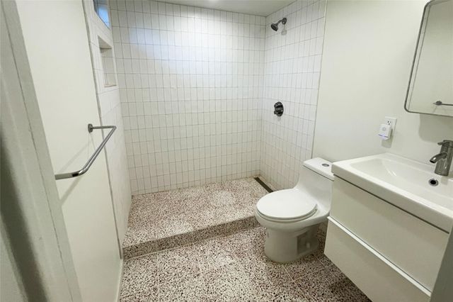 5921 Ponca ST, Austin, TX 78741
