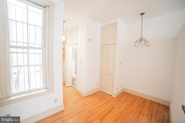 2408 SPRUCE ST, Philadelphia, PA 19103