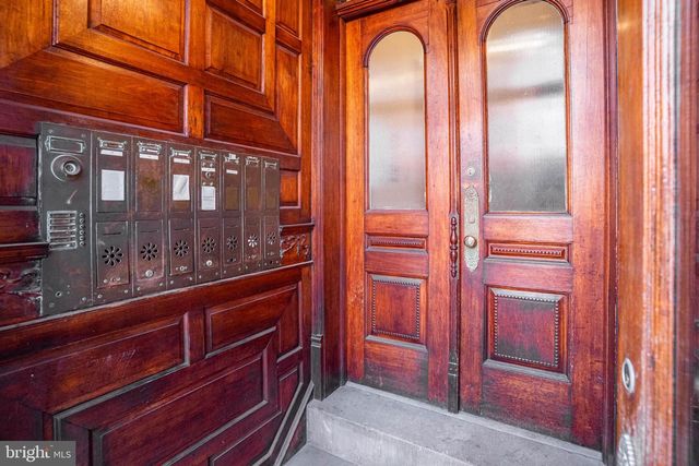 2408 SPRUCE ST, Philadelphia, PA 19103