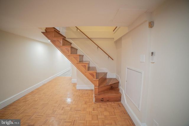 2408 SPRUCE ST, Philadelphia, PA 19103