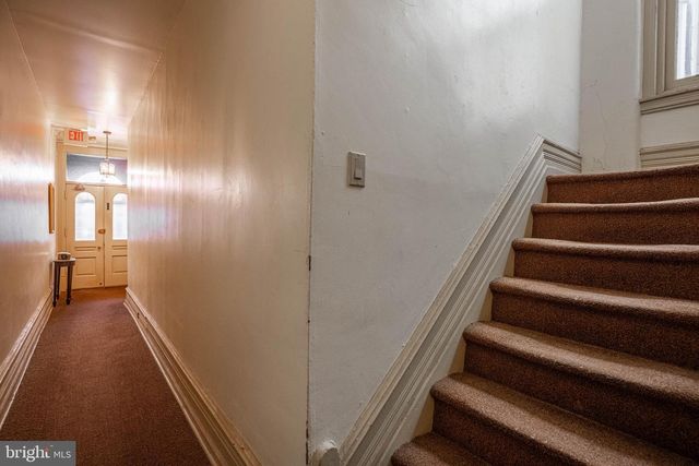 2408 SPRUCE ST, Philadelphia, PA 19103