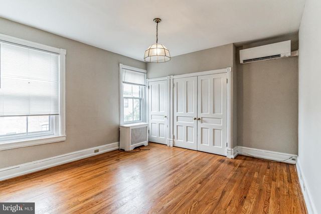 2408 SPRUCE ST, Philadelphia, PA 19103