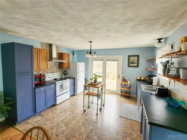 68 Linlyco Lake Road, New Albion, NY 14719