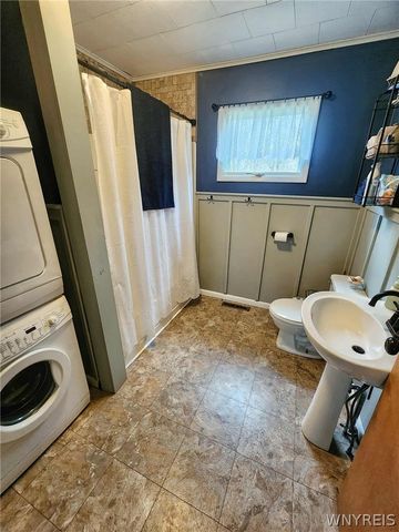 68 Linlyco Lake Road, New Albion, NY 14719