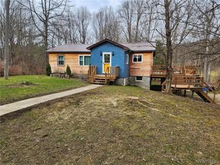 68 Linlyco Lake Road, New Albion, NY 14719