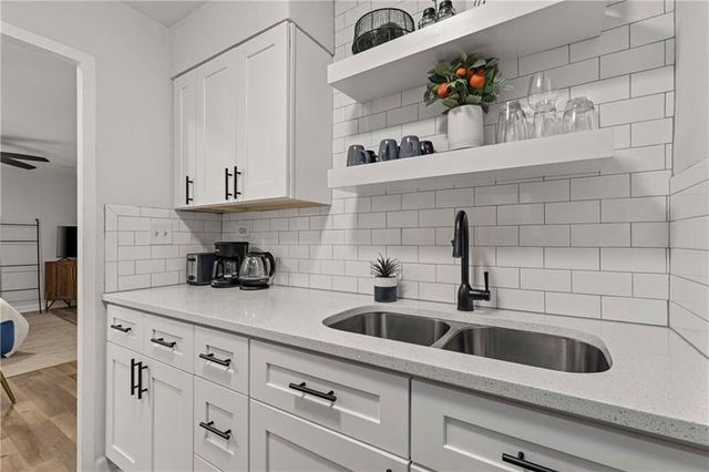 300 W Peachtree Street NE 3M, Atlanta, GA 30308