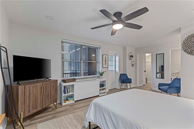 300 W Peachtree Street NE 3M, Atlanta, GA 30308