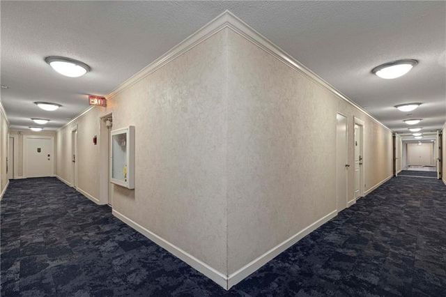 300 W Peachtree Street NE 3M, Atlanta, GA 30308