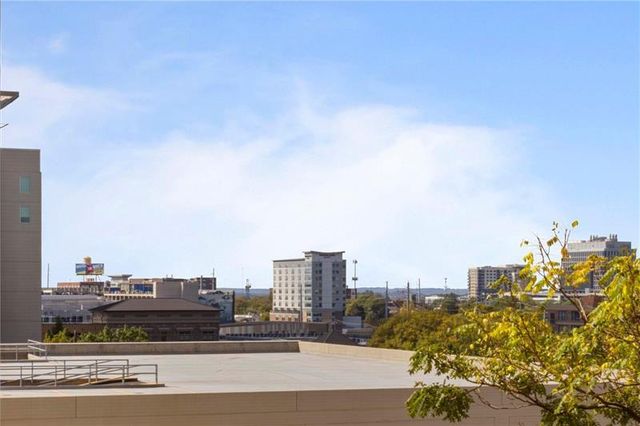 300 W Peachtree Street NE 3M, Atlanta, GA 30308