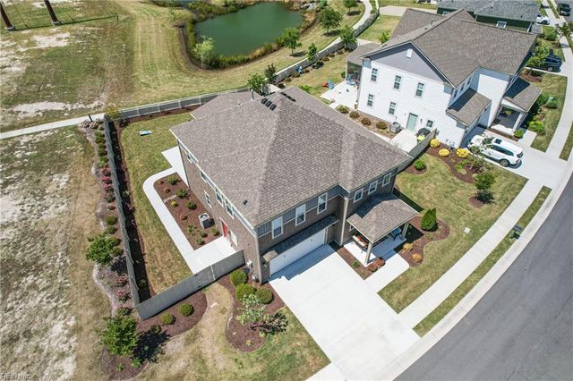 1910 Briton LN, Chesapeake, VA 23322
