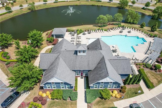 1910 Briton LN, Chesapeake, VA 23322
