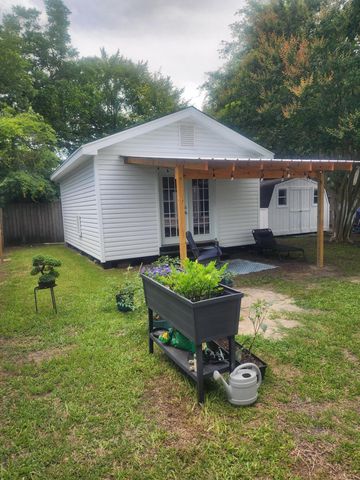 5825 Moore Street, Hanahan, SC 29410