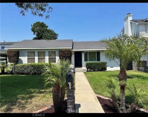 422 E 18th Street, Costa Mesa, CA 92627
