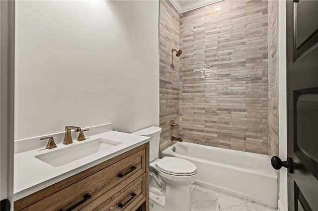 108 Harbor Pointe Drive, Brunswick, GA 31523