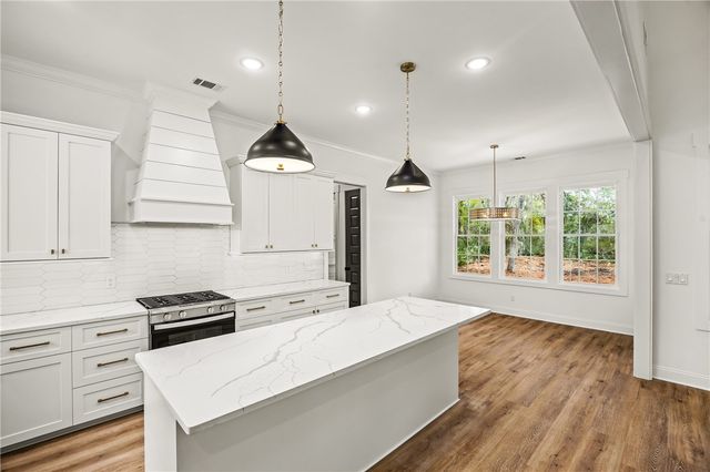 108 Harbor Pointe Drive, Brunswick, GA 31523