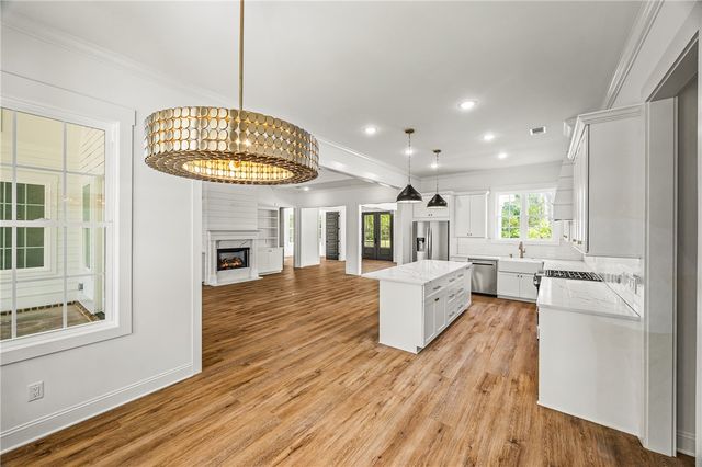 108 Harbor Pointe Drive, Brunswick, GA 31523