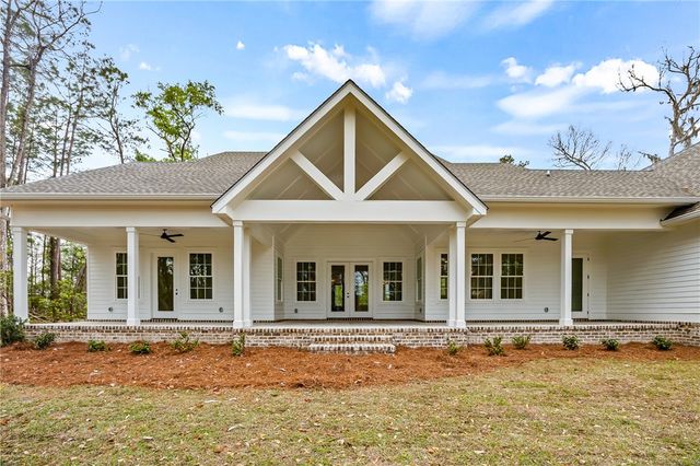 108 Harbor Pointe Drive, Brunswick, GA 31523