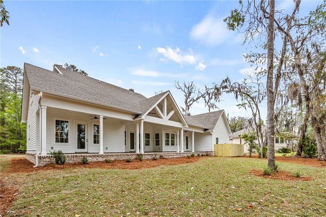 108 Harbor Pointe Drive, Brunswick, GA 31523