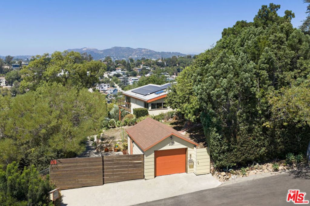 2021 Park Drive, Los Angeles, CA 90026