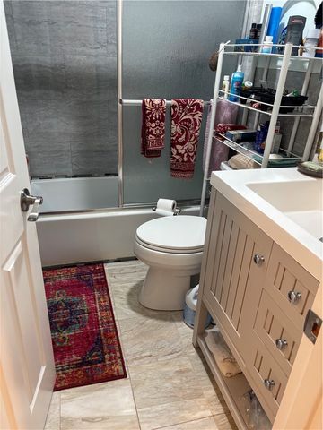 100 Denniston 59, Shadyside, PA 15206