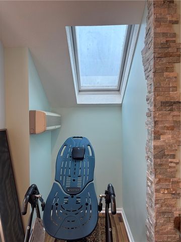 100 Denniston 59, Shadyside, PA 15206