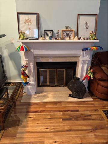 100 Denniston 59, Shadyside, PA 15206