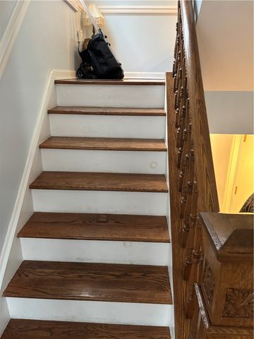 100 Denniston 59, Shadyside, PA 15206